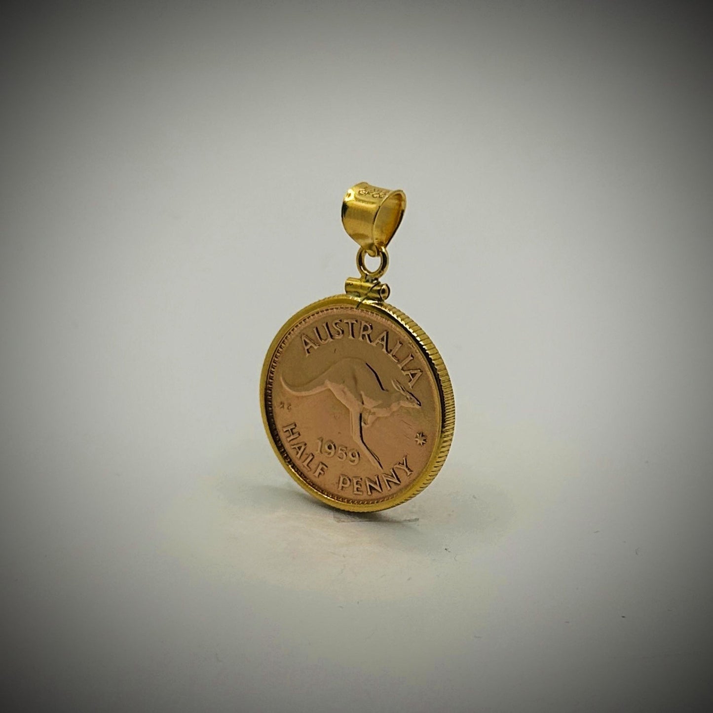 Australian Half Penny Yellow Gold Filled Bezel - Vintage Spirit - Handcrafted Coin Creations