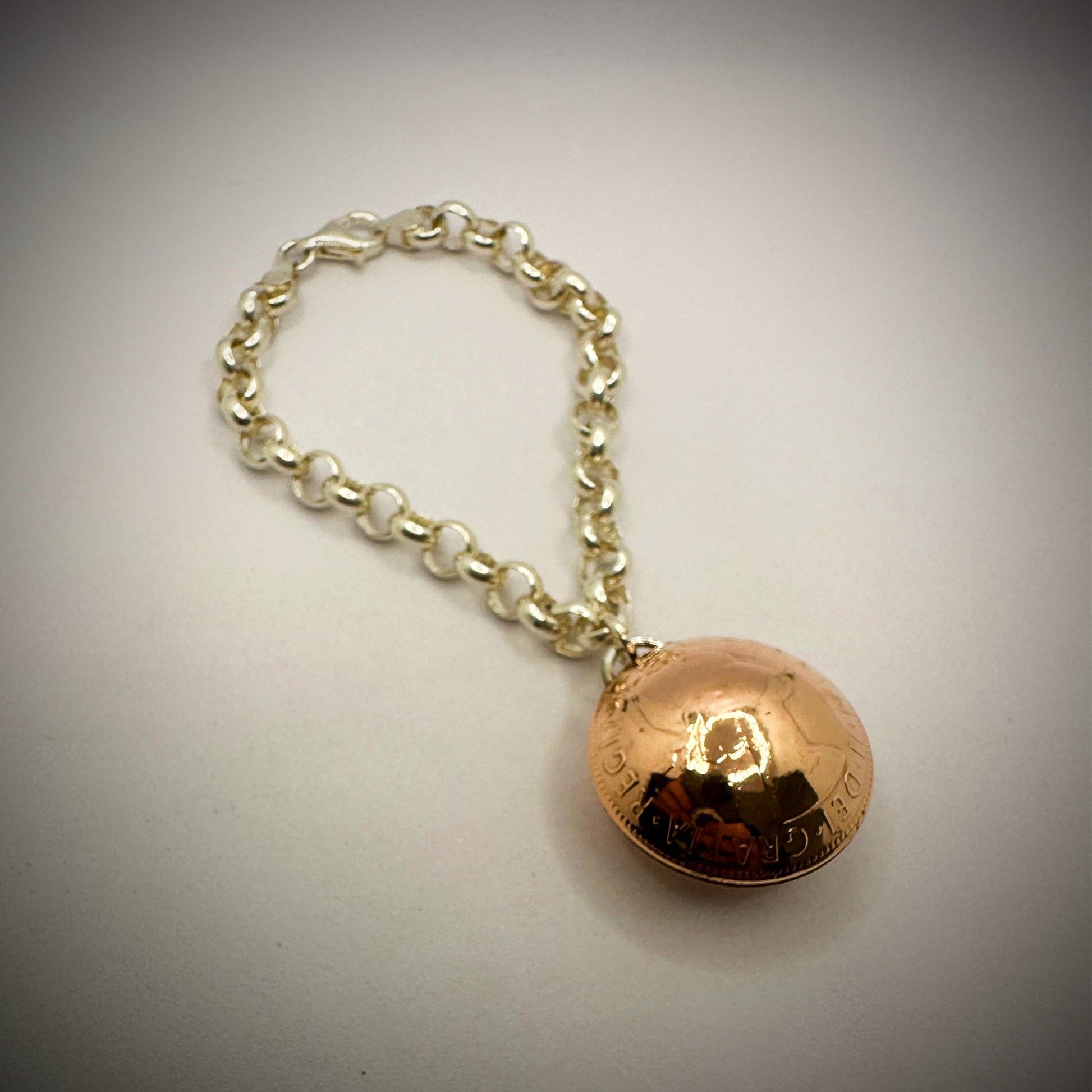 Australian Pennies Domed Bracelet - Vintage Spirit - Handcrafted Coin Creations